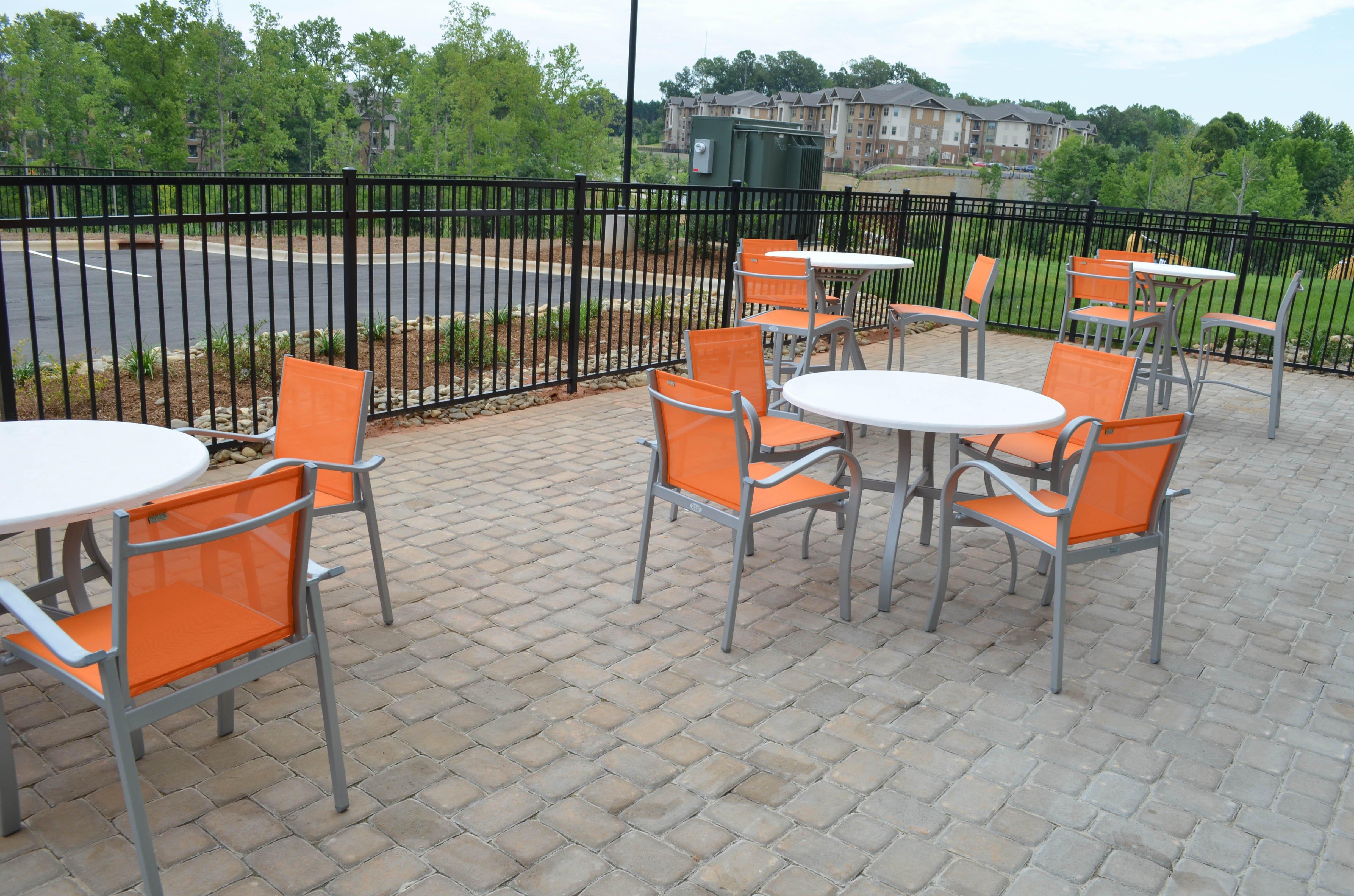 Holiday Inn Express & Suites Raleigh Airport - Brier Creek By Ihg מראה חיצוני תמונה